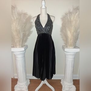 (NEVER WORN) Lenovia Black Dress
